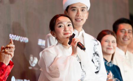 Thanh Sơn vào Sài Gòn cùng Khả Ngân xem phim 'Người vợ cuối cùng'