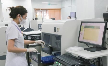 Bệnh viện E chính thức được công nhận hệ thống xét nghiệm đạt tiêu chuẩn quốc tế